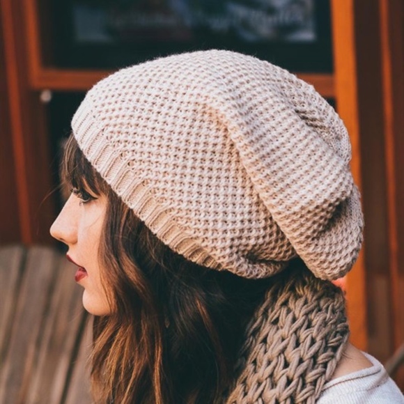 HELLO AUTUMN Beanie - Picture 3 of 5